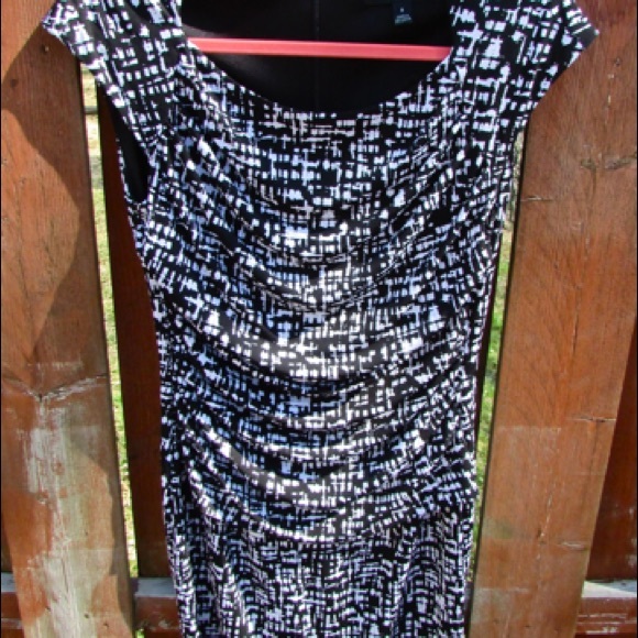 Connected Apparel Dresses & Skirts - Connected Apparel Classy Summer Dress